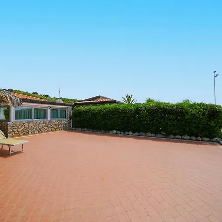 Marinella - On The - Private Free Parking Capo Vaticano