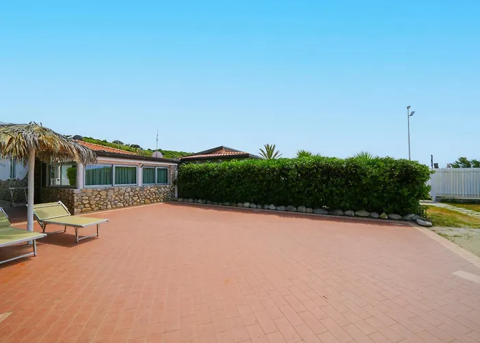 Marinella - On The - Private Free Parking Capo Vaticano