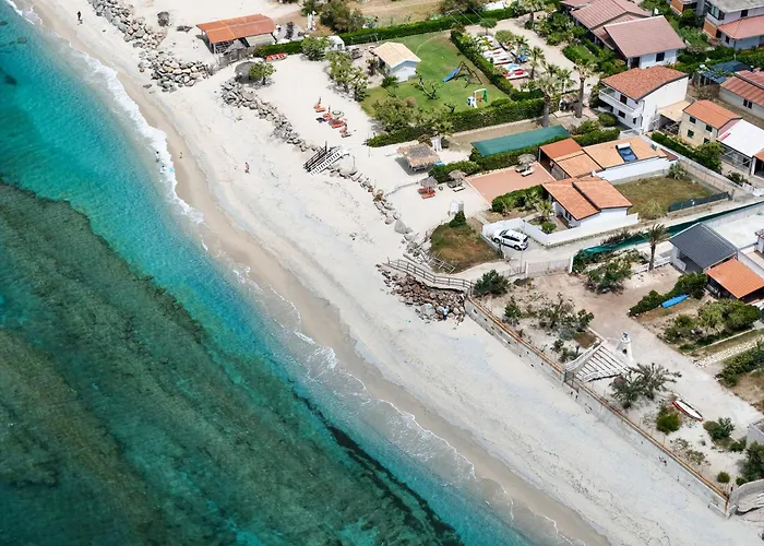 Marinella - On The - Private Free Parking Capo Vaticano