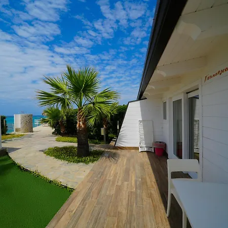 Marinella - On The - Private Free Parking