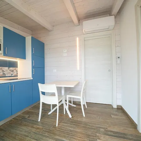 Marinella Paradiso Sul Mare 度假居 *