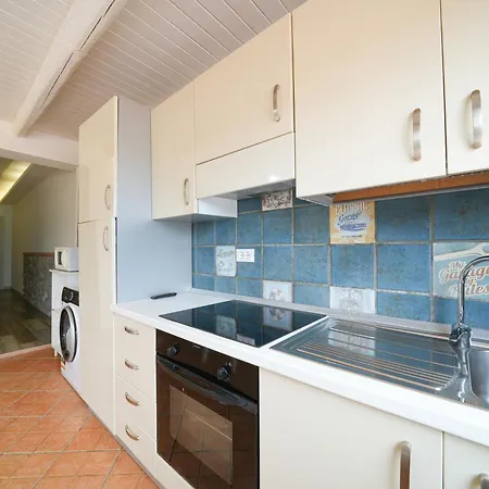 Marinella - On The - Private Free Parking Holiday home *