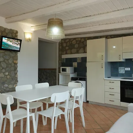 Marinella - On The - Private Free Parking Дом отдыха *