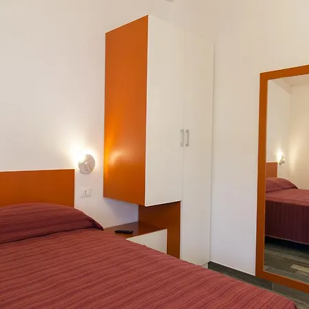 度假居 Marinella Paradiso Sul Mare
