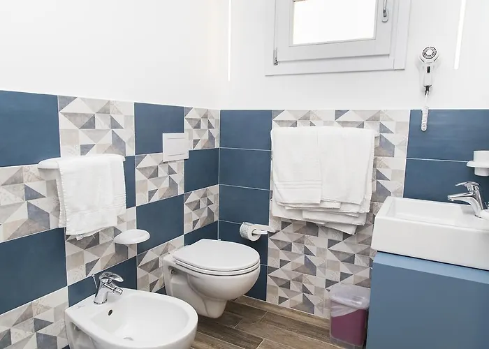 Marinella - On The - Private Free Parking 度假居 *